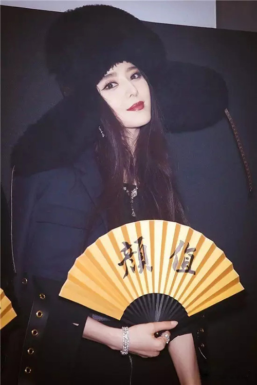 冬天帽子與發(fā)型怎么搭？保持不亂有絕招